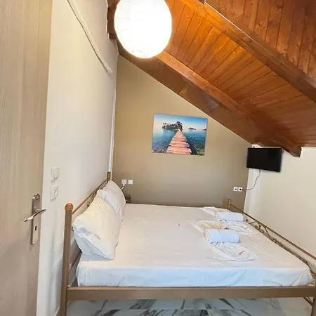 Helen Loft Planos (Zakynthos)